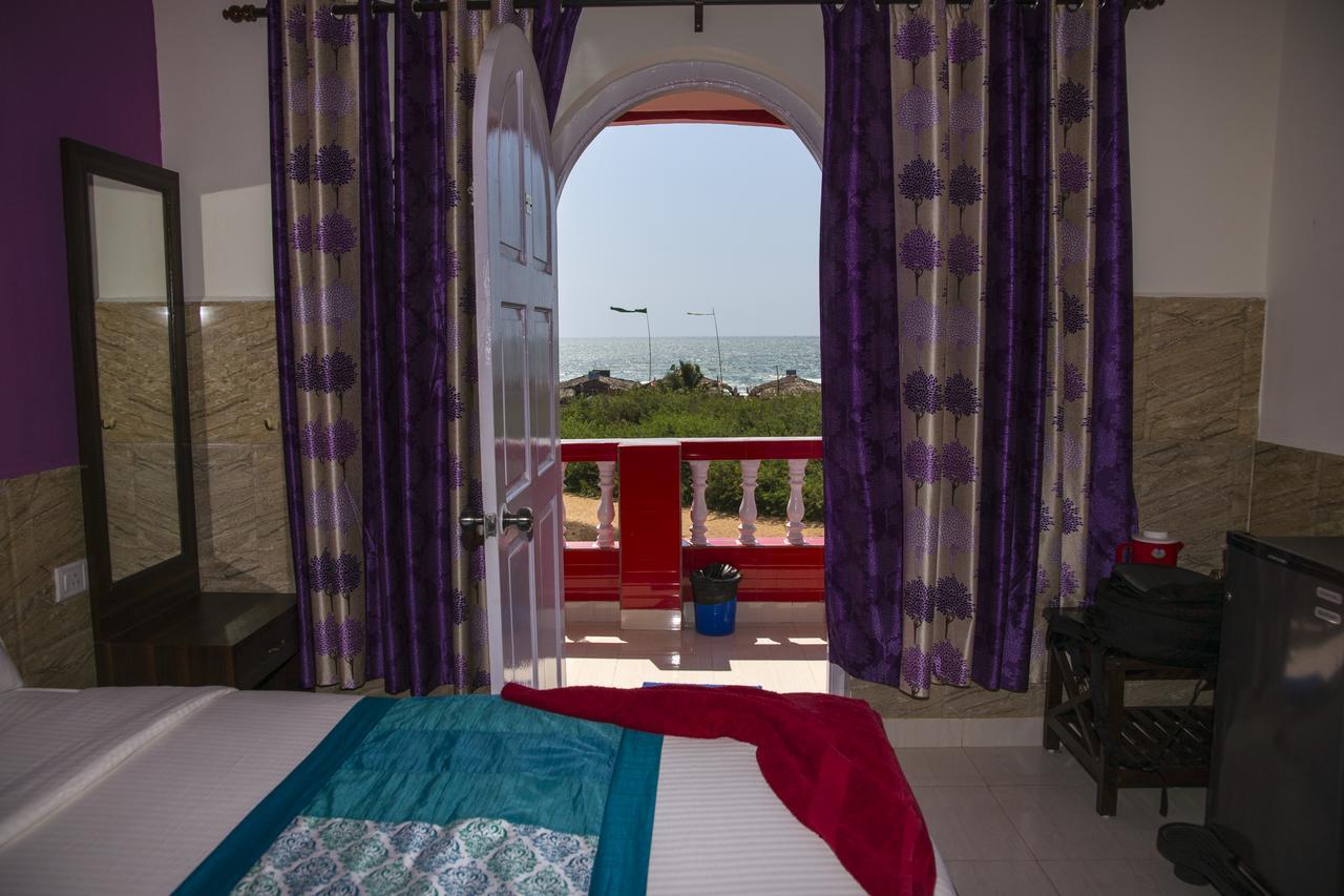 Oceans 7 Inn Calangute Bagian luar foto
